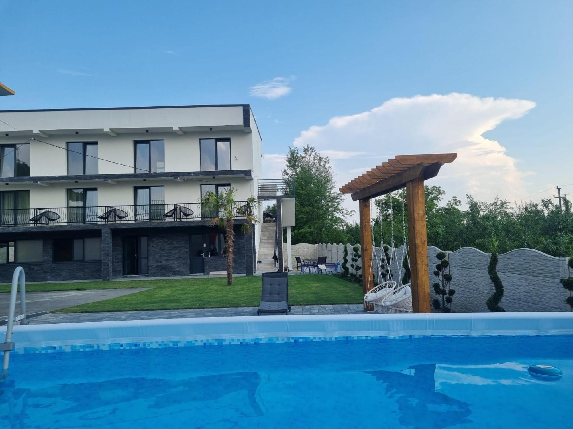 Cataleya House Otel Oesti-Paminteni Dış mekan fotoğraf