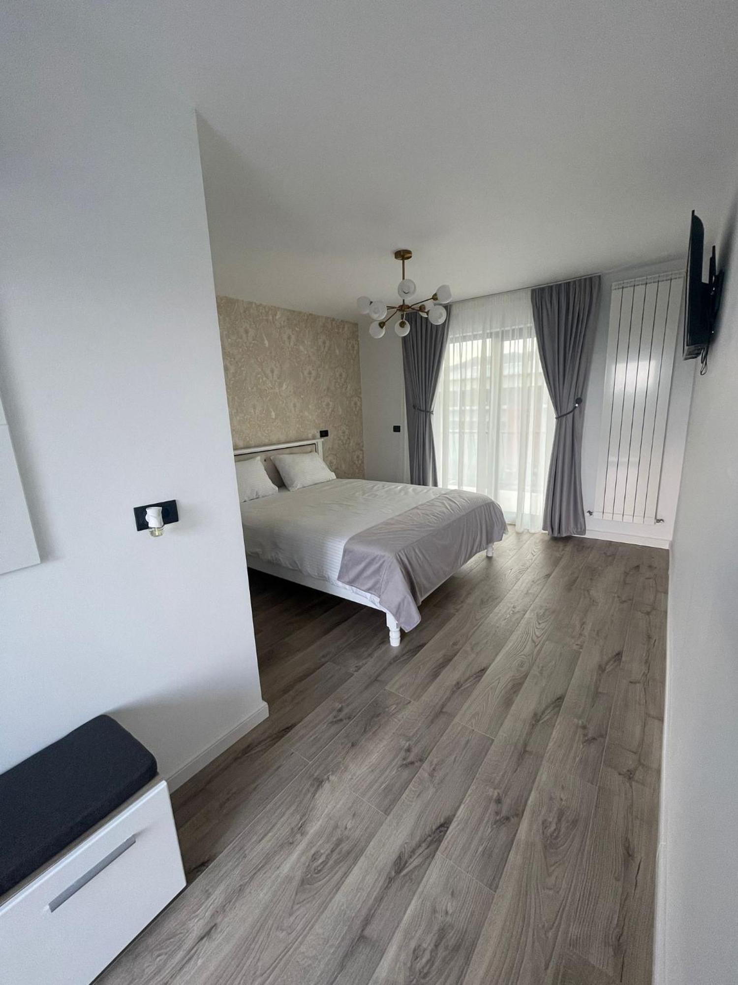 Cataleya House Otel Oesti-Paminteni Dış mekan fotoğraf