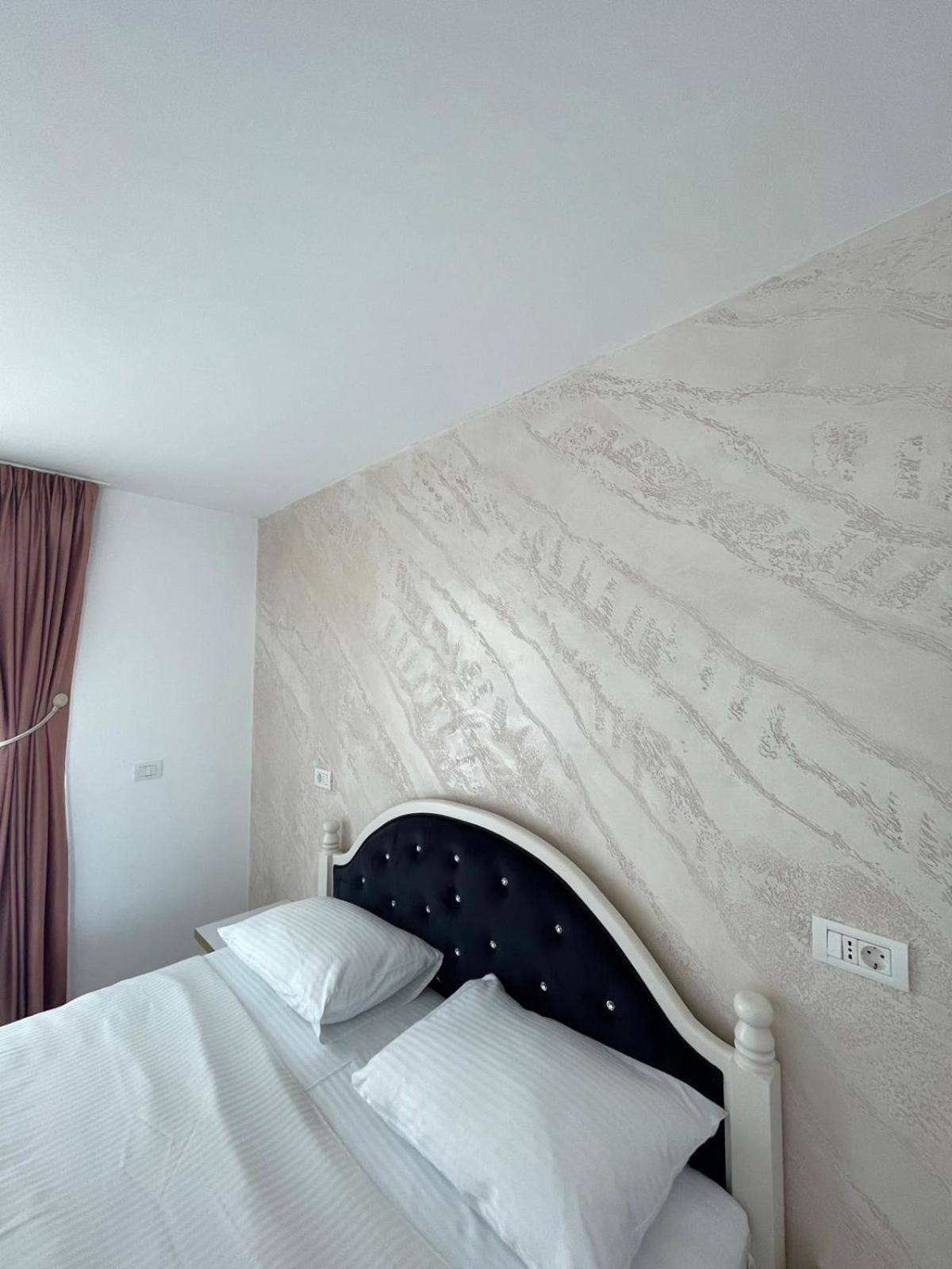 Cataleya House Otel Oesti-Paminteni Dış mekan fotoğraf