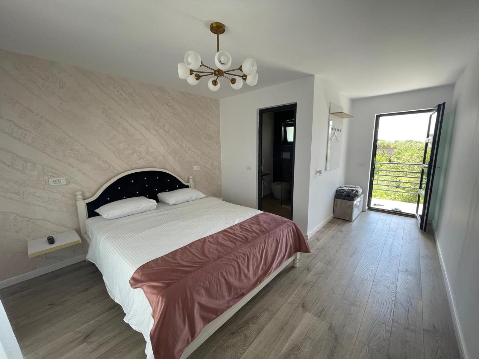 Cataleya House Otel Oesti-Paminteni Dış mekan fotoğraf