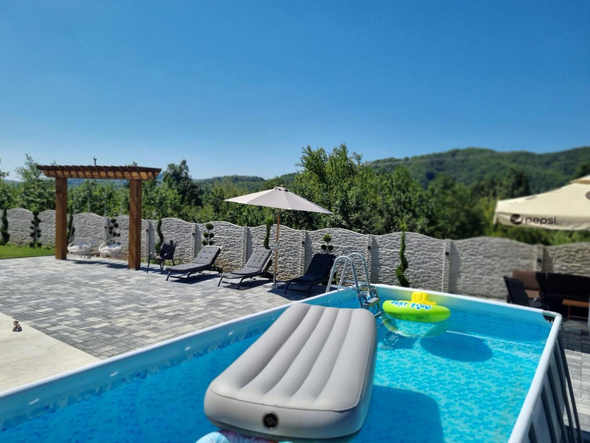 Cataleya House Otel Oesti-Paminteni Dış mekan fotoğraf