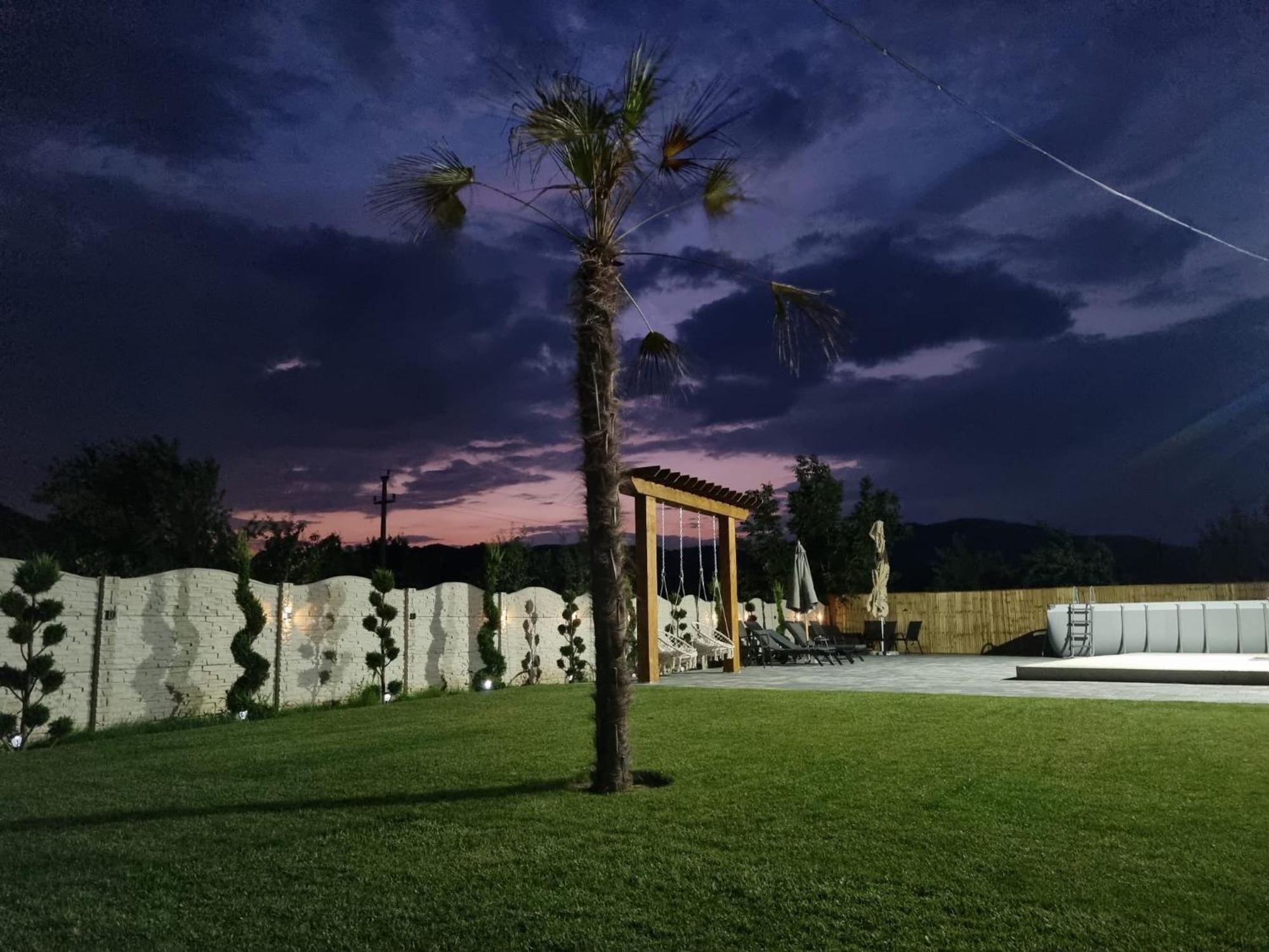 Cataleya House Otel Oesti-Paminteni Dış mekan fotoğraf